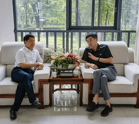 Bamboo research experts visit local bamboo industry site
